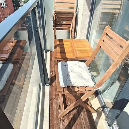 Vivid Sea And Luxury 2 2 부르가스