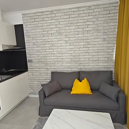 Vivid Sea And Luxury 2 2 *