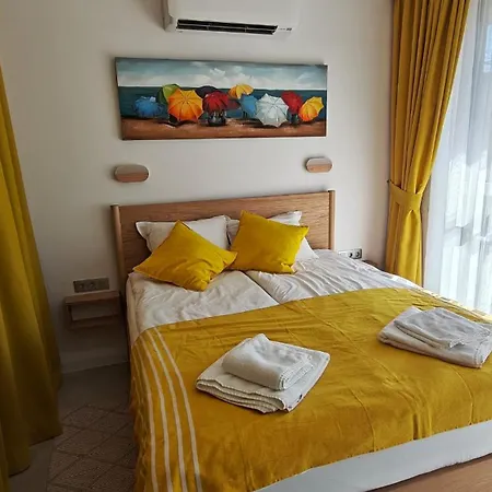 Апартамент Vivid Sea And Luxury 2 2