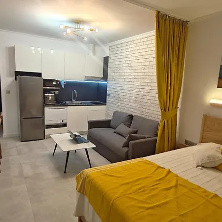 Vivid Sea And Luxury 2 2 * Burgas City