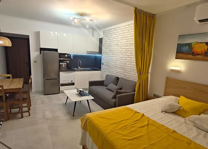 Vivid Sea And Luxury 2 2 * Бургас